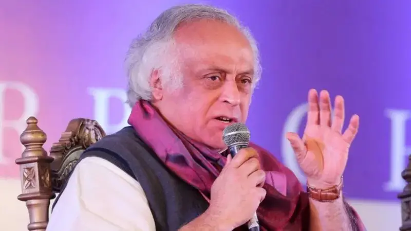 پاکستان میں امریکہ اور ایران کے درمیان مذاکرات کا دوسرا دور انڈین حکومت کے لیے بڑا دھچکا ہے: جنرل سیکریٹری کانگریس جے رام رمیش