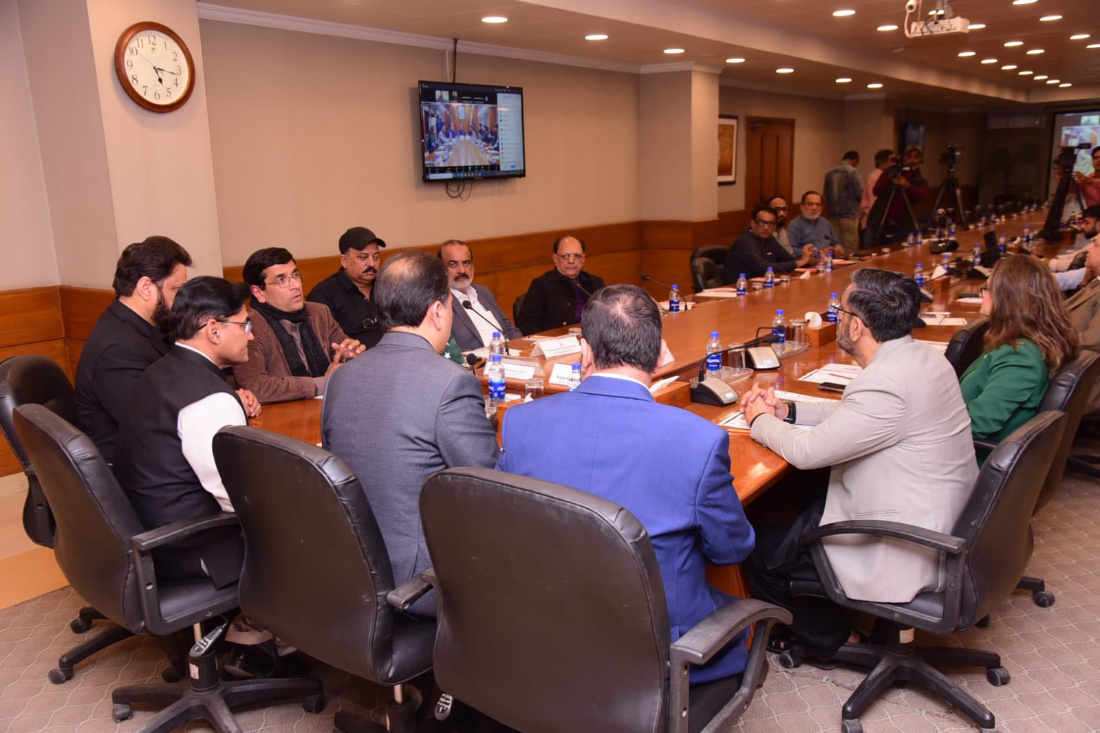 ایف بی آرکا ایف پی سی سی آئی کراچی میں ٹیکس نظام میں شفافیت، خود احتسابی اور ڈیجیٹائزیشن سے متعلق آگاہی سیمینار کا انعقاد