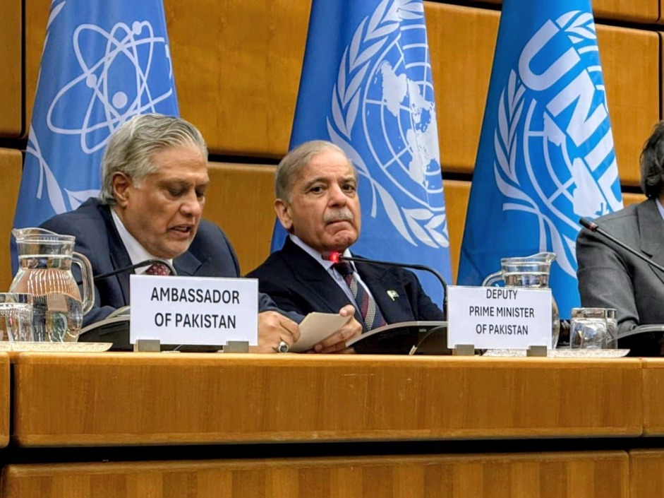 پاکستان عالمی امن،خوشحالی اور پائیدارترقی کے اہداف کے حصول کیلئے تمام شراکت داروں کے ساتھ مل کر کام کرنے کے عزم کا اعادہ کرتا ہے، نائب وزیرِاعظم اسحاق ڈار