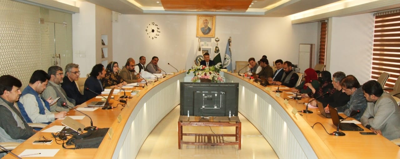 پروفیسر ڈاکٹر ظہور بازئی کی زیر صدارت جامعہ بلوچستان میں تعلیمی سال 2026 کے حوالے سے اجلاس، تدریسی وانتظامی امور کا جائزہ