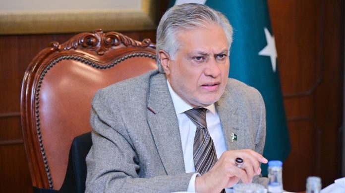 نائب وزیرِاعظم کی کویت کے وزیرِ خارجہ سے ٹیلیفون پر گفتگو، مشرق وسطیٰ میں کشیدگی میں کمی پر زور دیا