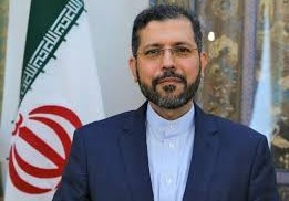 آبنائے ہرمز کھلی ہوئی ہے ، امریکی جہاز بھی گزر سکتے ہیں،ایران کے نائب وزیرِ خارجہ